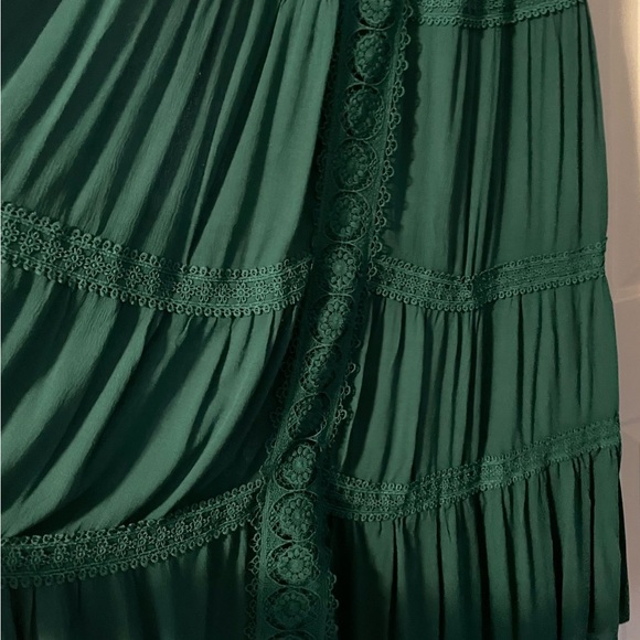 Gorgeous green strapless floor length dress - Picture 3 of 4